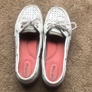White Sperry’s